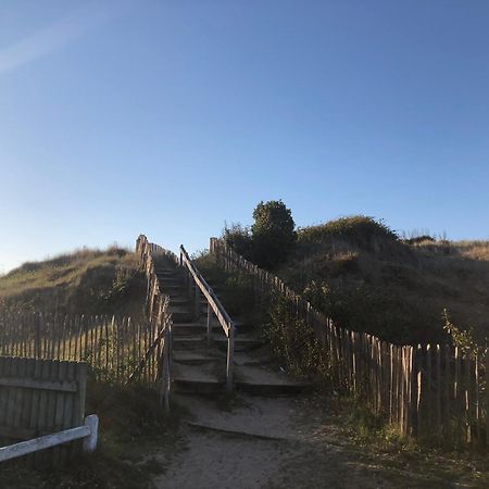 Le Petit Navire - Acces Direct Plage カブール エクステリア 写真